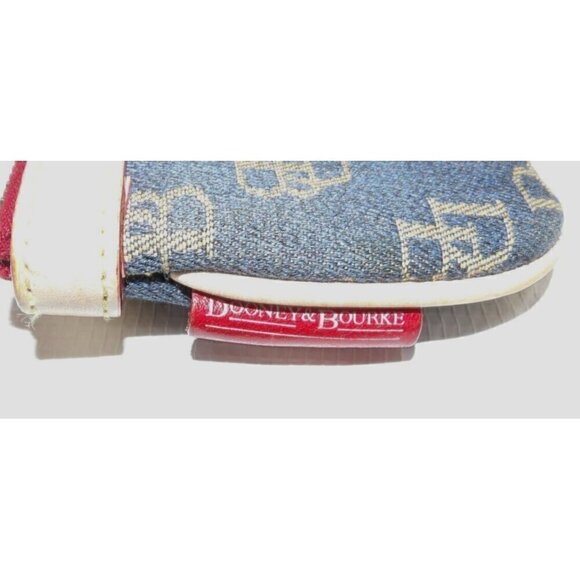 DOONEY & BOURKE blue and beige leather and fabric wristlet wallet approx 4 x 6" - Picture 4 of 4